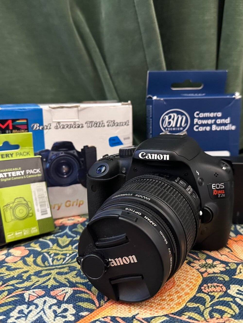 Canon Rebel T2i 550D Bundle